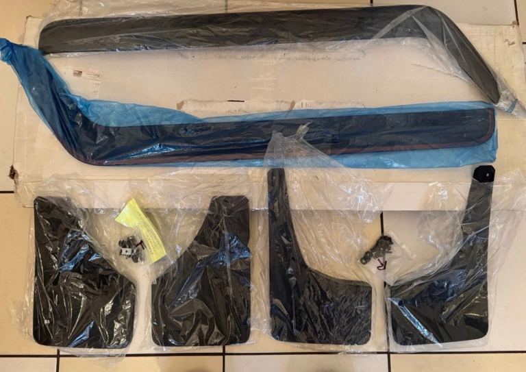 Genuine Suzuki Jimny  Front + Rear Mud Flaps + Wind Deflectors 