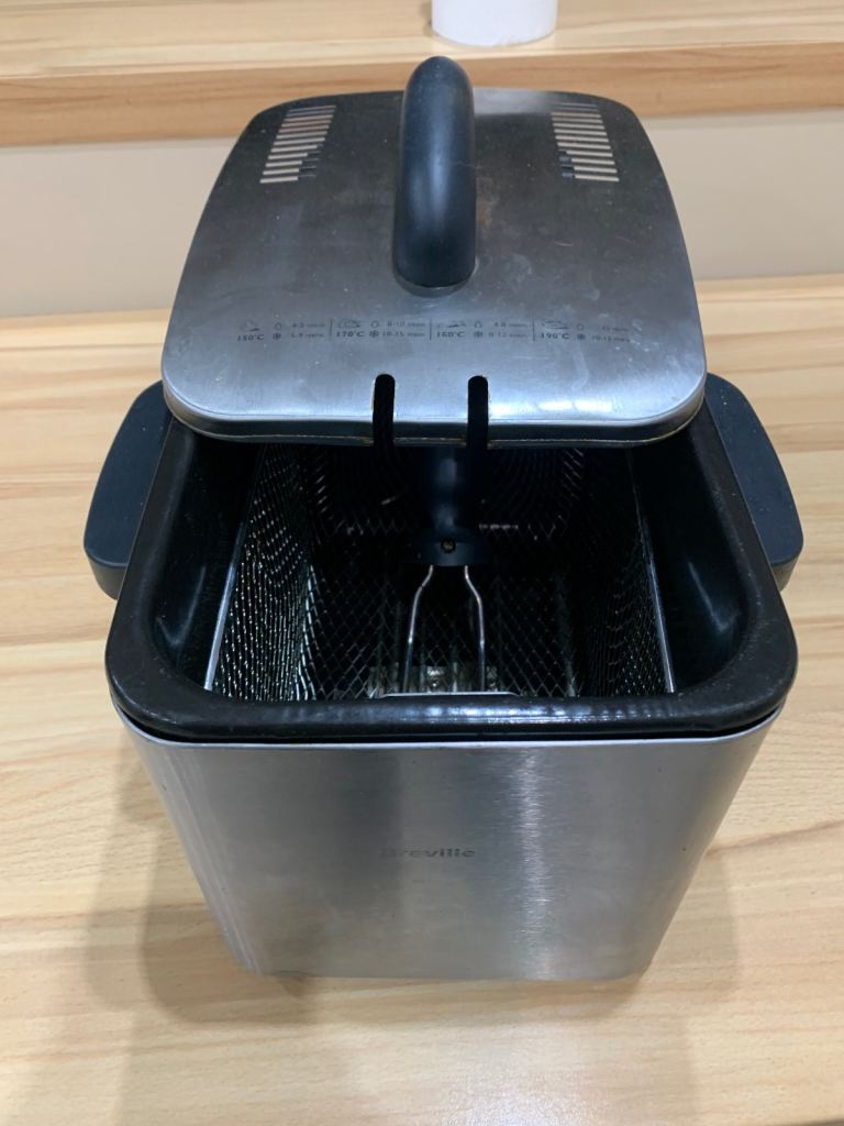 Brushed Silver Deep Fat Fryer – Good Working Order