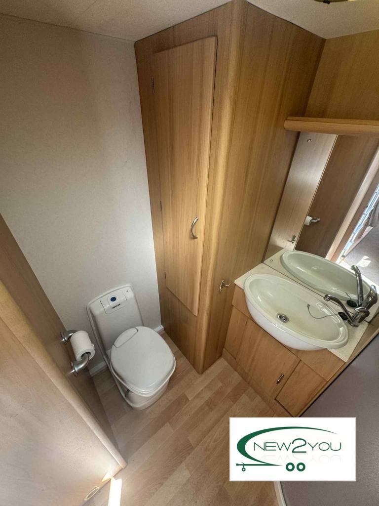 2007 Avondale Godiva 630-6 Twin Axle 6 berth Caravan - STOCK E149