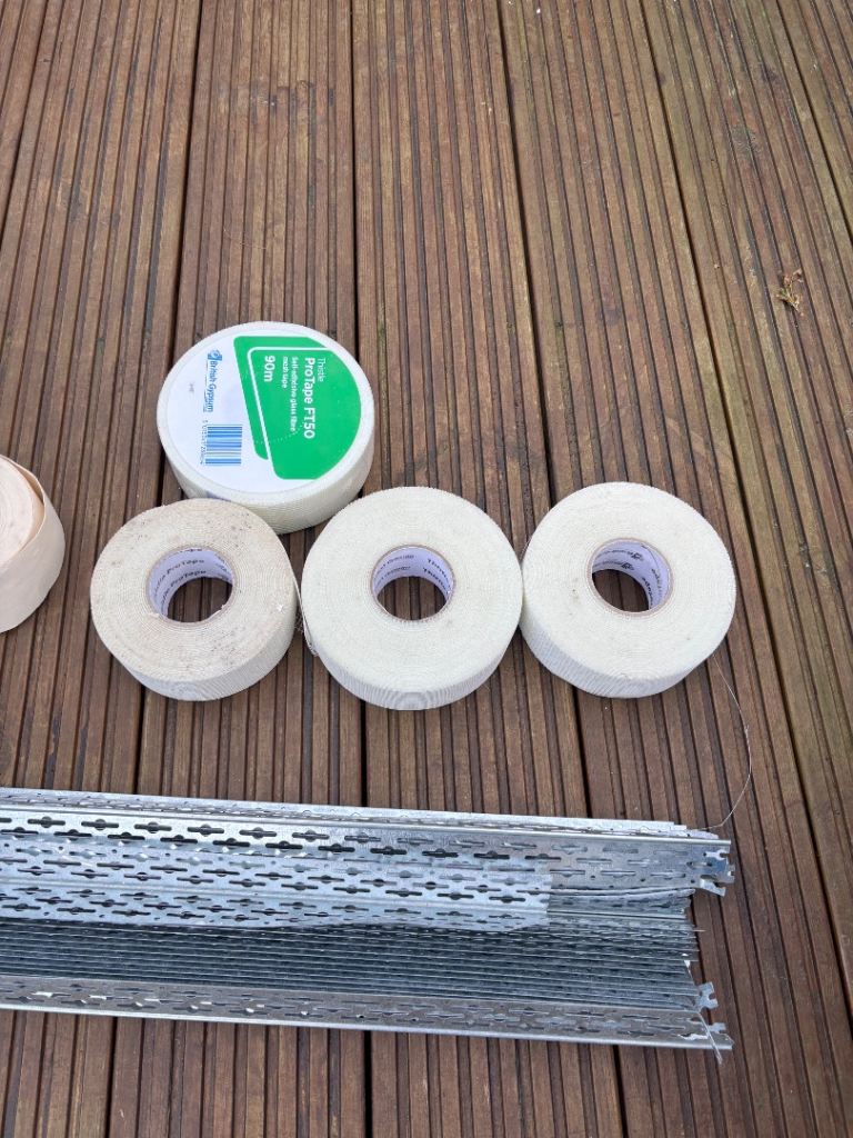 Dry lining Jointing tape/scrim/beads 