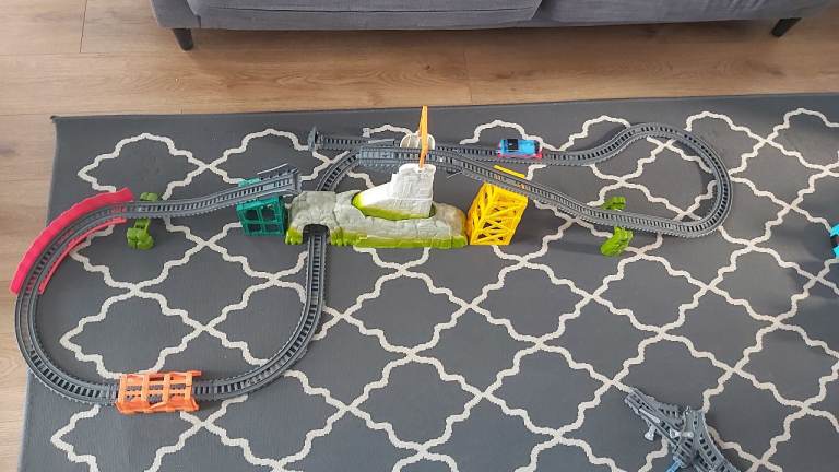 Thomas & Friends Avalanche Escape Trackmaster Set