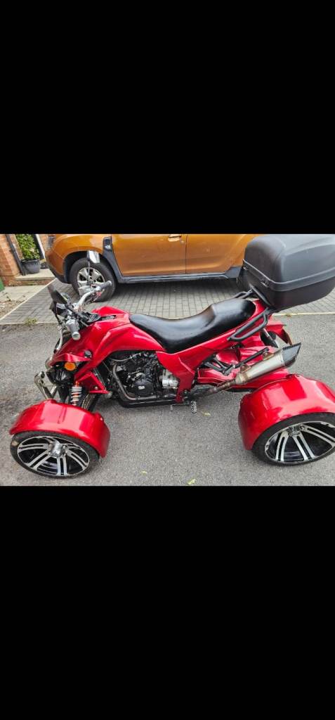 Spy 350cc raceing quad road legal