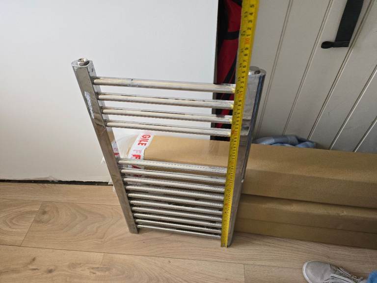 2nd hand towel rail