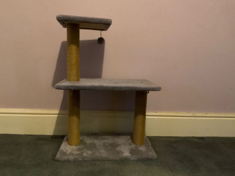 Cat Scratching tower 