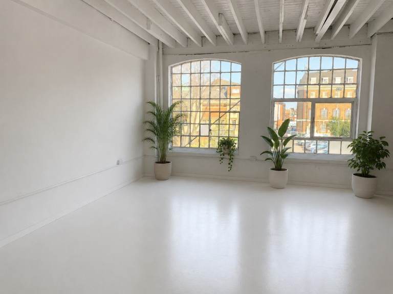 Artist Studio / Photographic Studio / Storage in Hackney