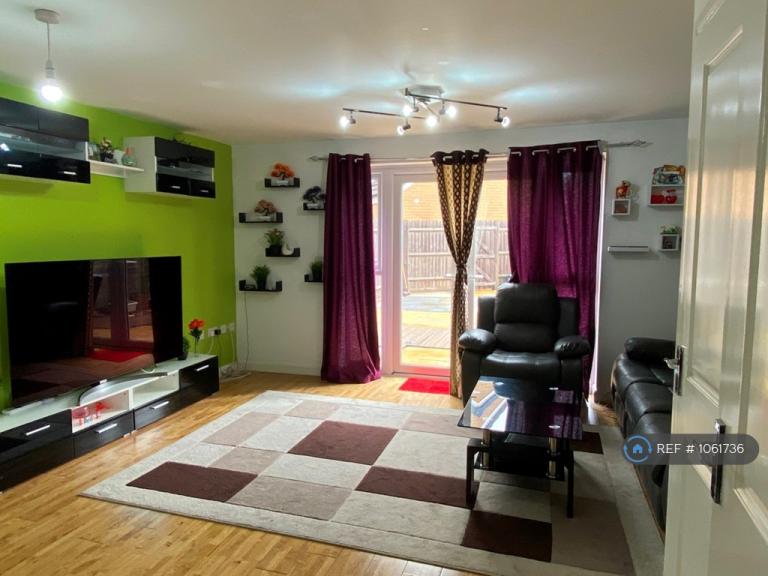 3 bedroom house in Skinners Croft, Patchway, Bristol, BS34 (3 bed) (#1061736)