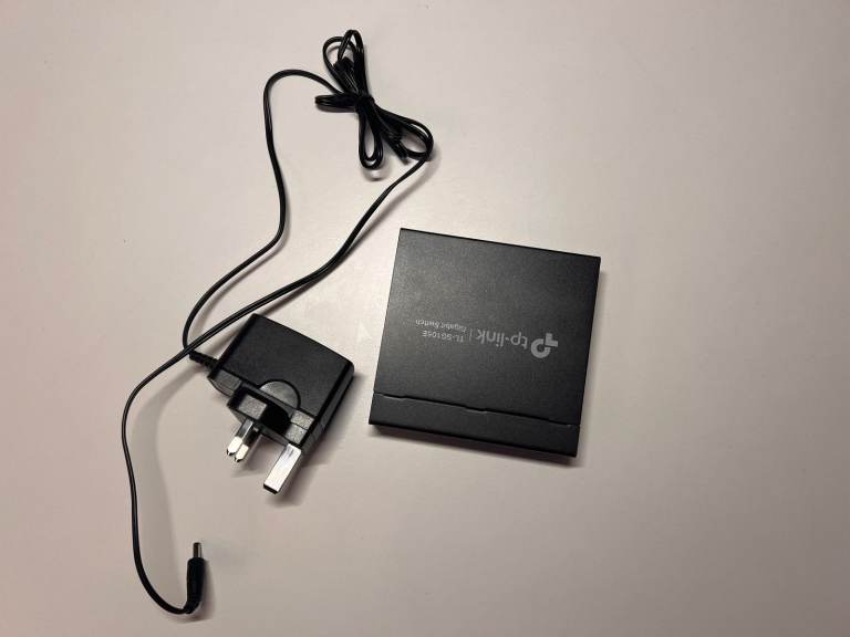 TP-LINK TLSG105E 5-Port Gigabit Ethernet Switch