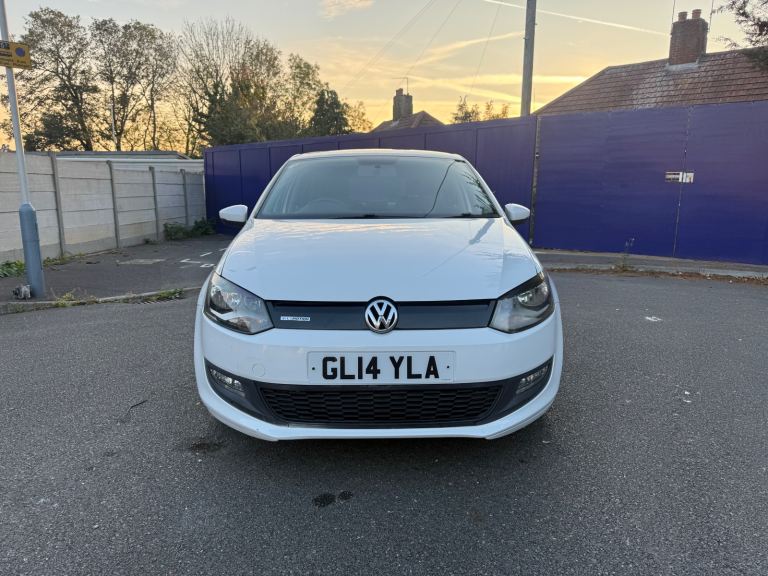 VOLKSWAGEN POLO AUTOMATIC 