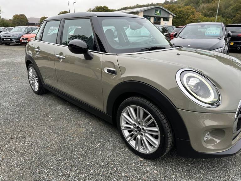 2018 MINI Hatch 1.5 Cooper Hatchback 5dr Petrol Manual Euro 6 (s/s) (136 ps) Hatchback Petrol Manual