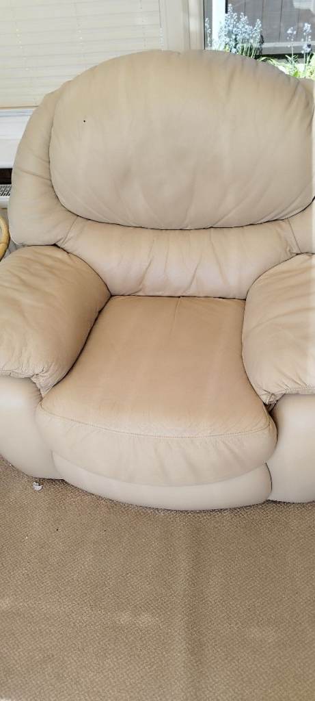 Cream leather chair Well used from a smoke free and pet free home