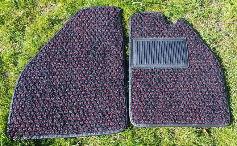 VW Beetle RHD front coco mats black & red as new