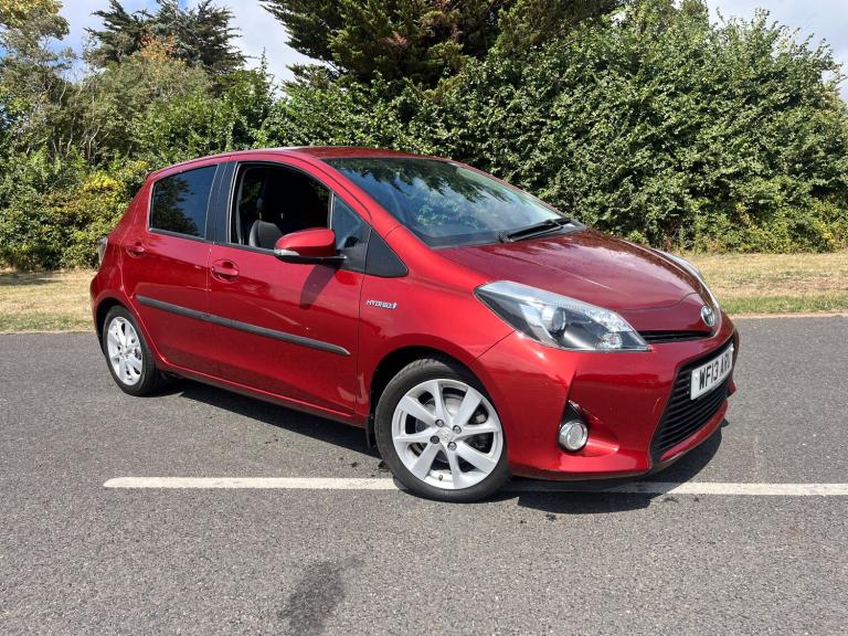 2013 Toyota Yaris 1.5 VVT-h T Spirit Hatchback 5dr Petrol Hybrid CVT Euro 5