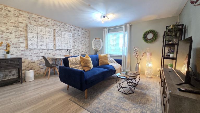 Ground floor one-bedroom NW4