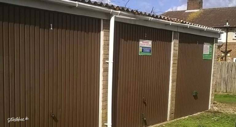 Garage to rent in London (N13) | Stashbee