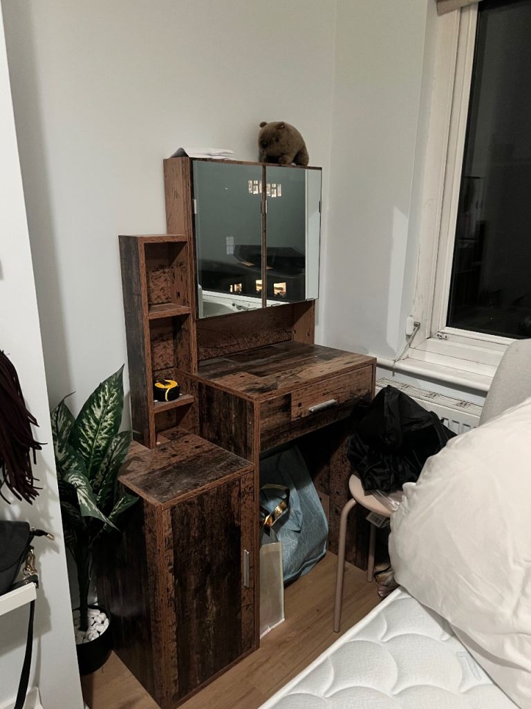 Dressing Table with Cabinet and Mirror 