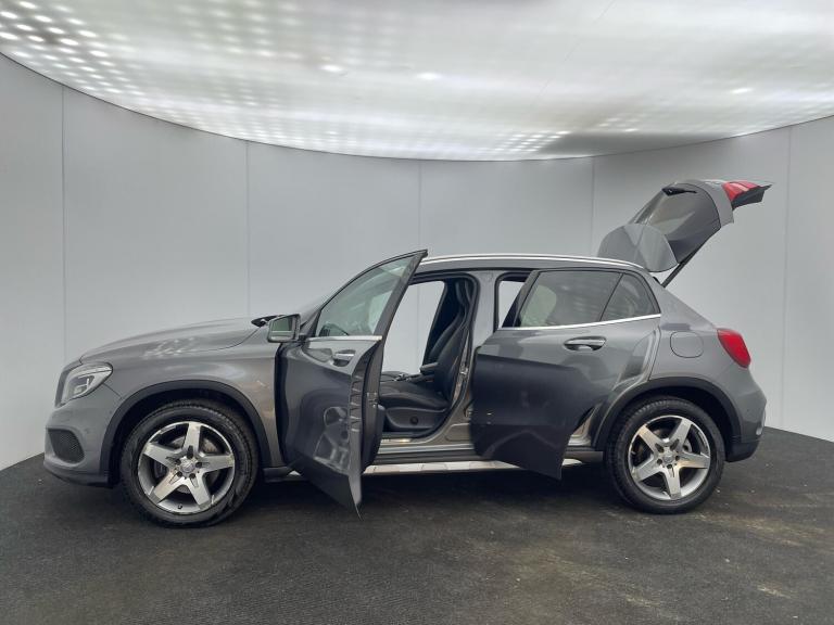 2015 Mercedes-Benz GLA GLA 220d 4Matic AMG Line 5dr Auto [Prem Plus] ESTATE DIESEL Automatic