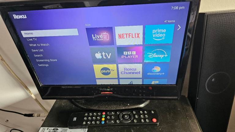 Small little finlux tv with freeview channels hdmi port and new remote