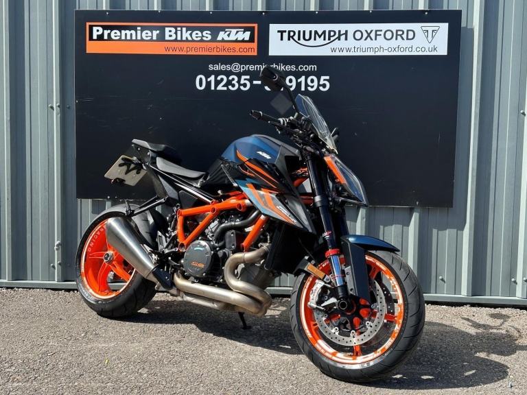 2022/22 KTM 1290 Super Duke R Motorcycle 