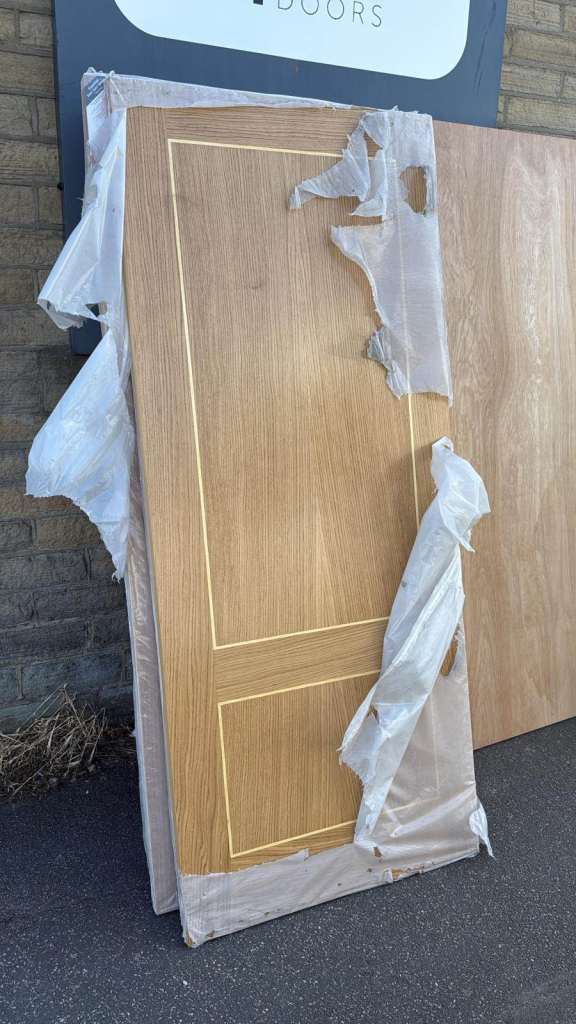 🚪 JB Kind Lucina Oak Internal Door – 33” x 78” x 35mm – (RRP £288)  | Clearance