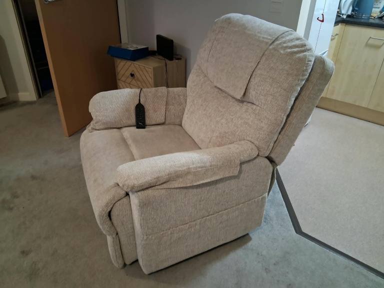 Cashew Maddox rise recline heat massage chair, £450.00 for Sale