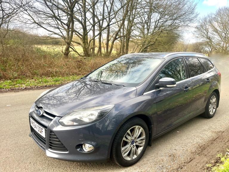 2012 FORD FOCUS 1.6 TDCi Titanium*6m mot*Nav*Cruise*Climate*DAB*£20tax*72mpg