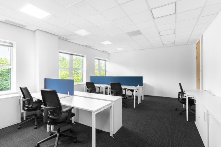 Kings Langley - WD4 8BH, Move into ready-to-use open plan office space for 10 people in Kings House