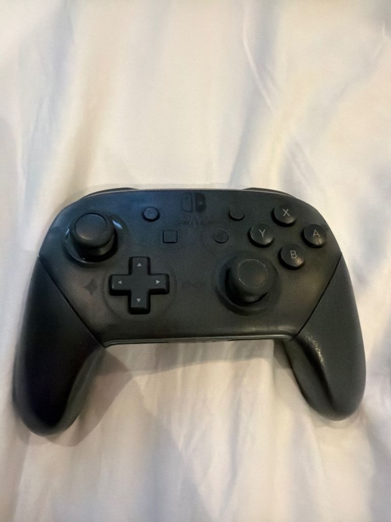 Nintendo Switch Pro Controller