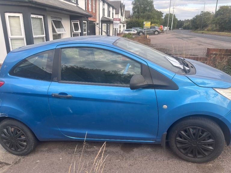 Ford, KA, Hatchback, 2010, Manual, 1242 (cc), 3 doors