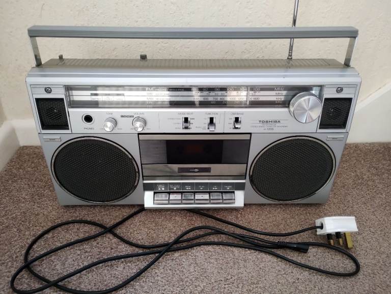 Toshiba RT-120S Genuine Retro Stereo Radio Cassette Recorder/Player in great condition.