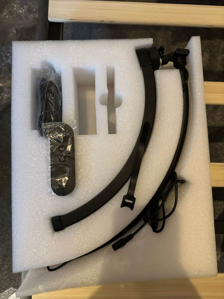 Brand new - Beauty Lamp Floor Standing