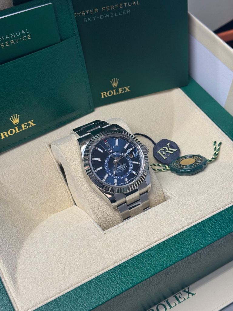 ROLEX SKY-DWELLER  2024