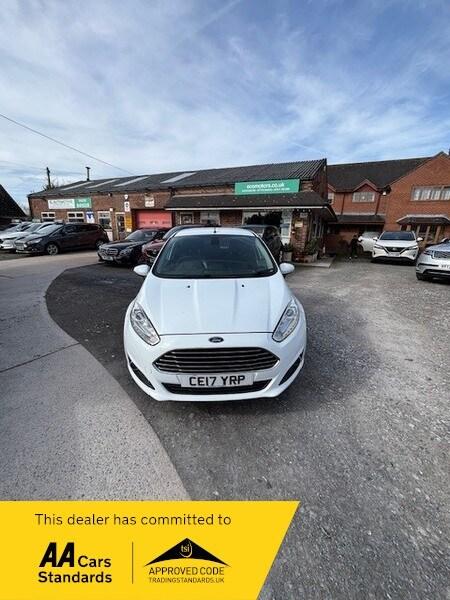 Ford Fiesta TITANIUM X-PARKING CAMERA-HEATED SEATS-SAT NAVIGATION-FULL SERVICE H