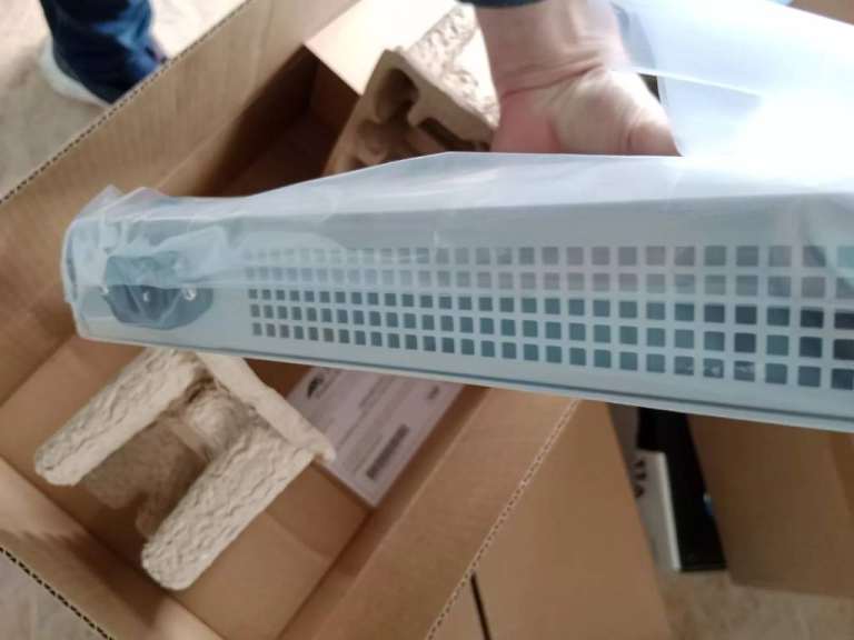 BNIB Allied Telesis AT-GS910/16 16-Port Gigabit Switch 10/100/1000T Unmanaged