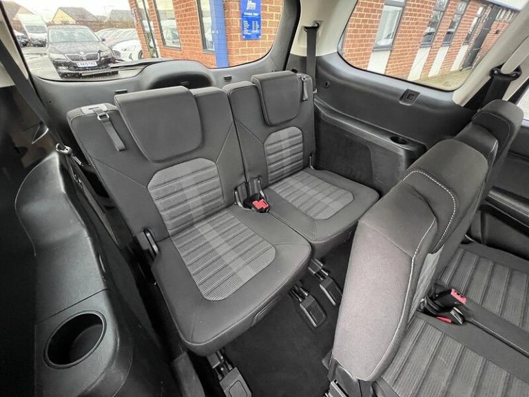 2025 Ford Galaxy 2.0 TDCi 150 Zetec 5dr MPV DIESEL Manual