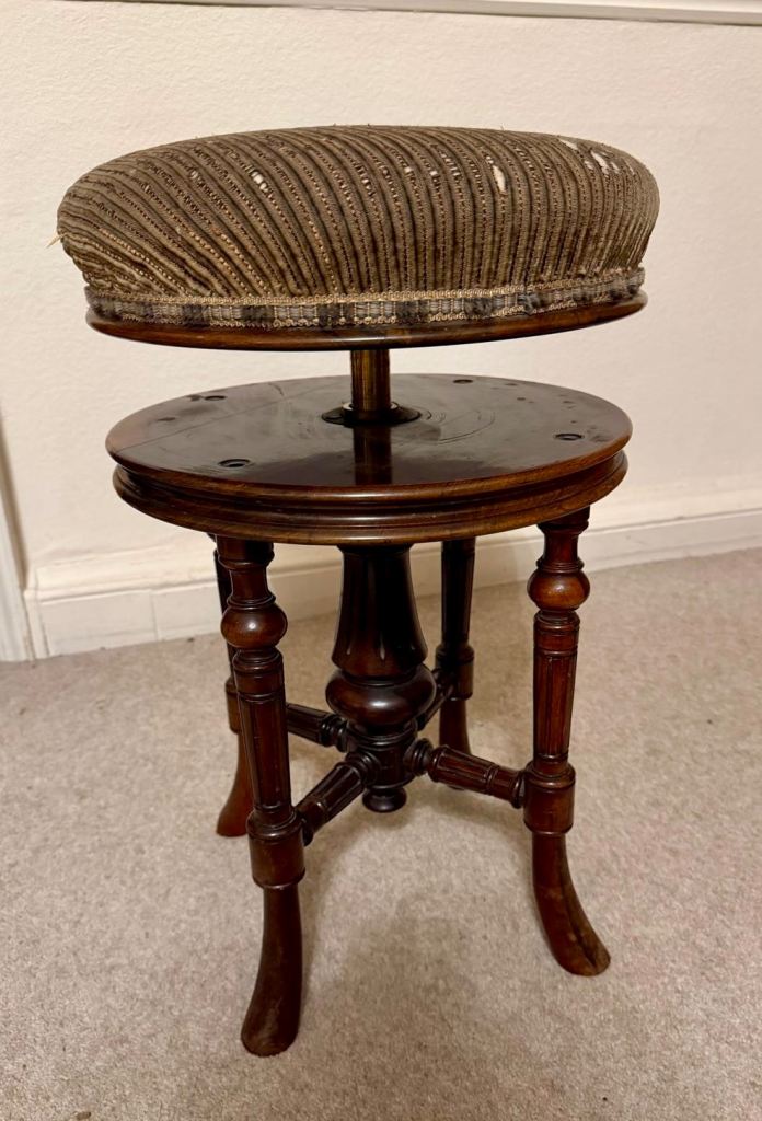 Handsome Late-Victorian Adjustable Piano or Music Stool, Walnut Base