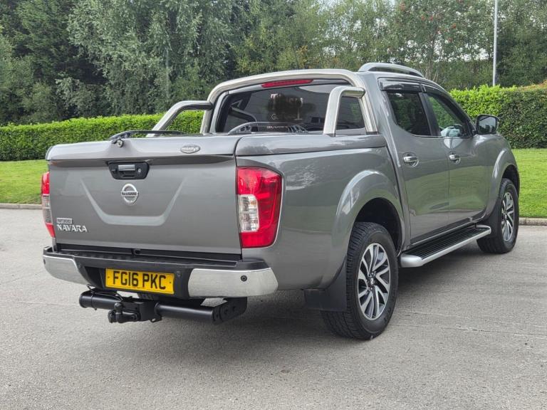 2016 Nissan Navara Double Cab Pick Up Tekna 2.3dCi 190 4WD PICK UP DIESEL Manual