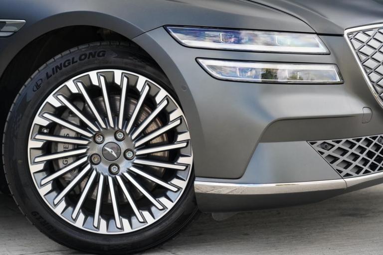 2023 Genesis G80 Dual Motor 87.2kWh Luxury Auto AWD 4dr SALOON Electric Automatic