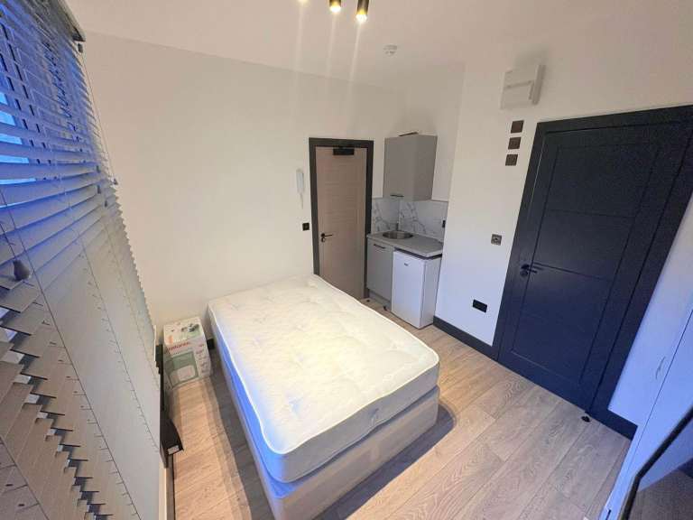 BENEFITS ACCEPTED - Studio Flat Available in Streatham Wandsworth SW16