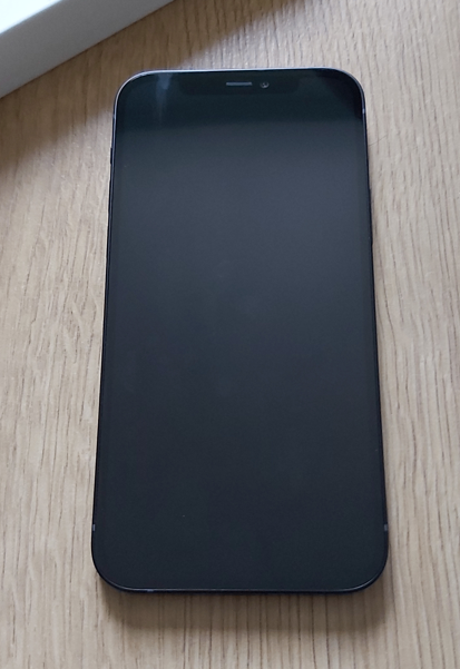 Apple iPhone 12 – 64GB Black