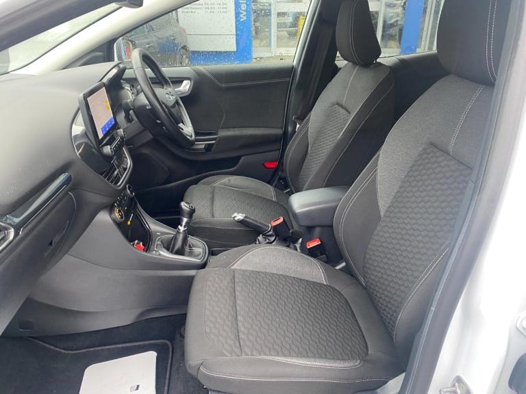 2023 Ford Puma 1.0 EcoBoost Hybrid mHEV Titanium 5dr Hatchback Petrol Manual