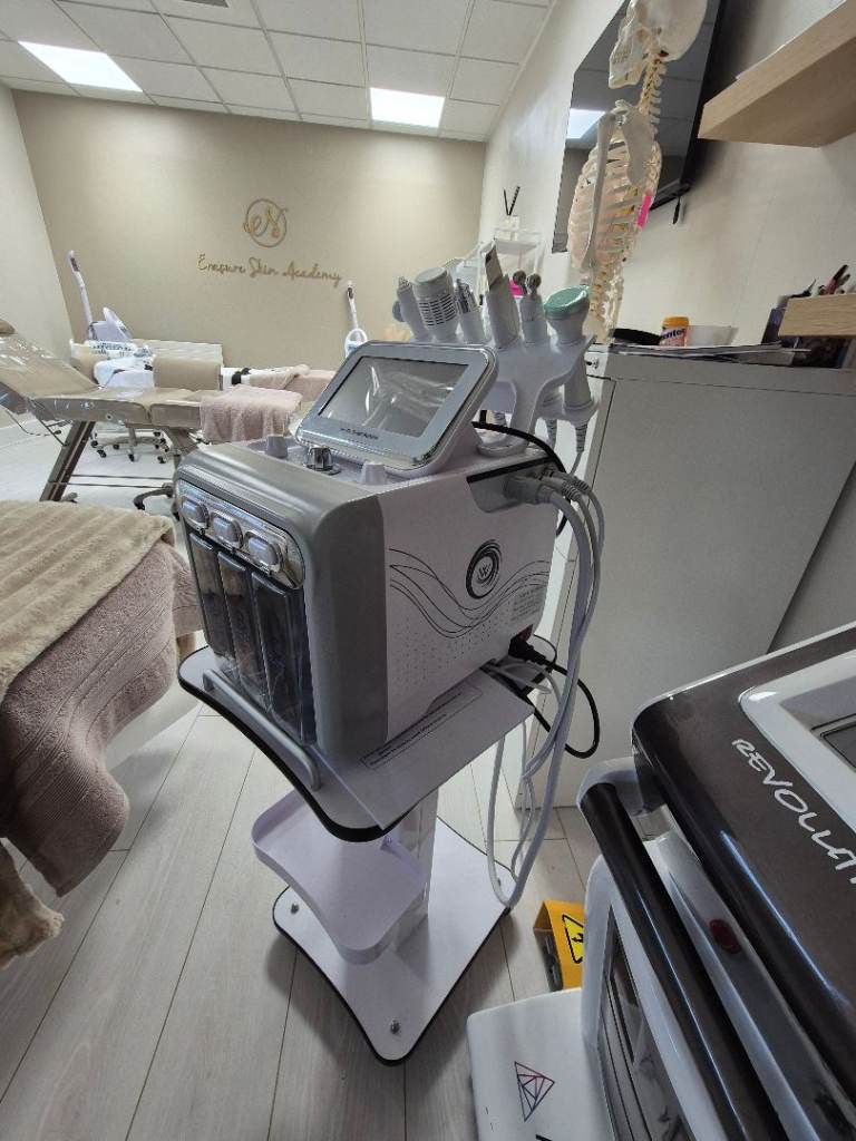 Facial multifunction machine