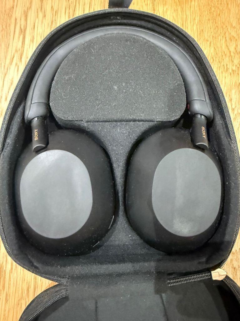 Sony Black WH-1000XM5 Noise-Cancelling Over-Ear Headphones