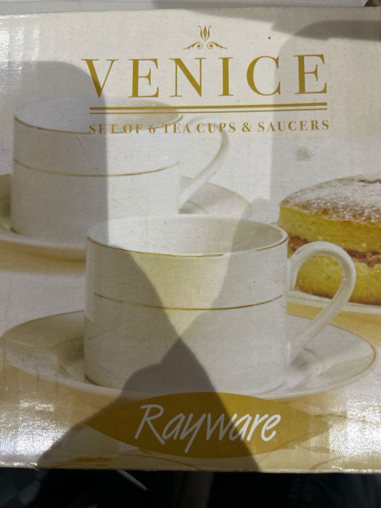 Set of Tea cups and Saucers