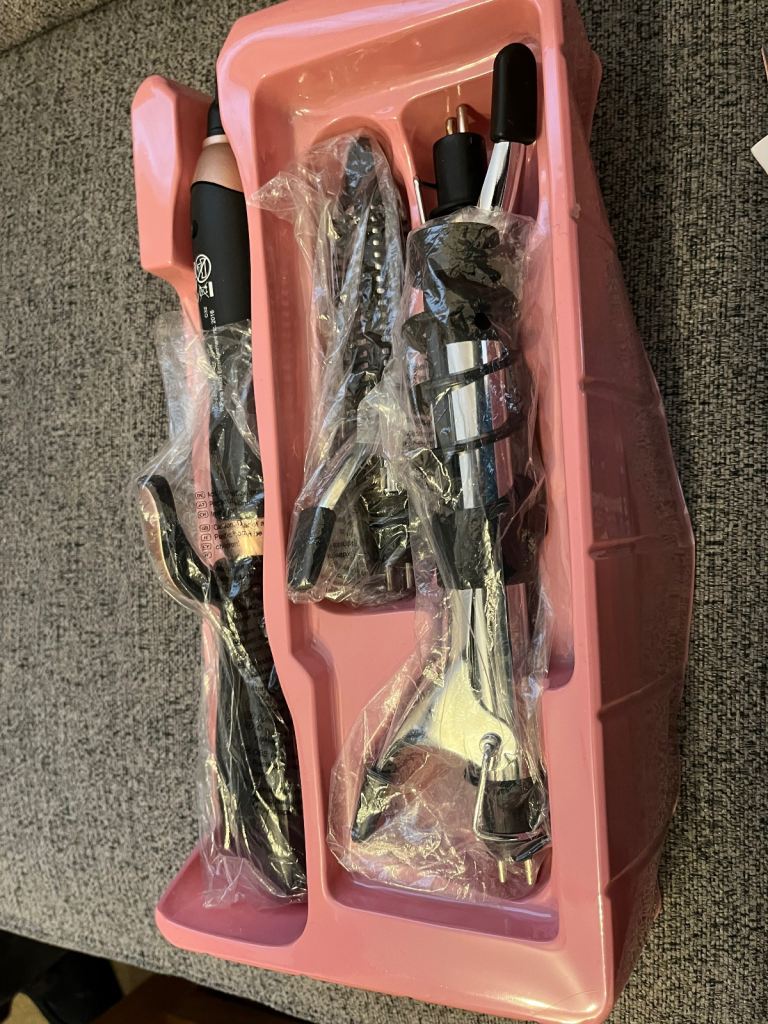 Paris Hilton multi hairstyler-reduced 