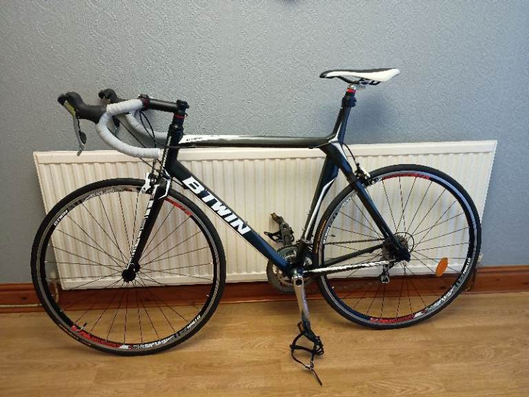 Btwin FC 700 full carbon road bike 