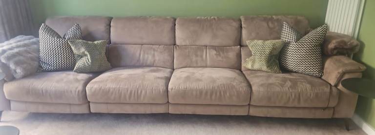 4 Seater Reclier Sofa