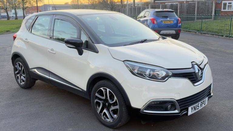 2015 Renault Captur 1.5 dCi 90 Dynamique MediaNav Energy 5dr HATCHBACK Diesel Manual