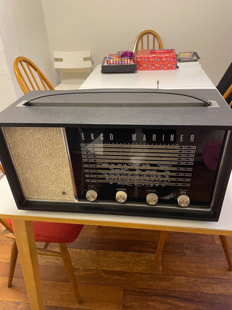 Ekco Mariner Radio