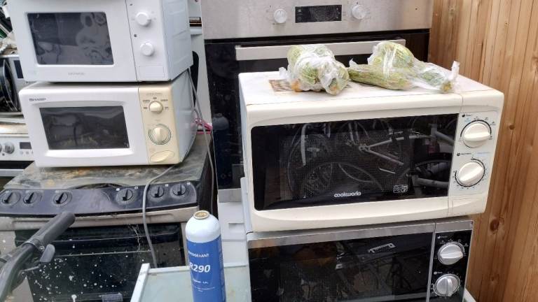 Repair sell printer microwave hoover washer dryer fridge freezer cooker toilet boiler shower 