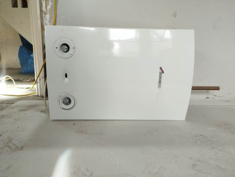 Worcester Bosch Greenstar 24Ri ErP Boiler, Flue and MagSafe filter. £2395 new.